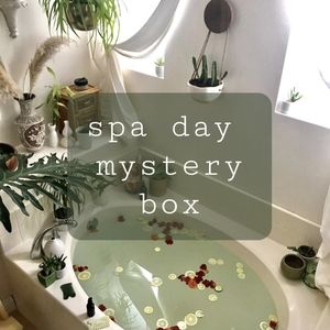 🛁 YOU CHOOSE PRICE: spa day mystery box 🌸